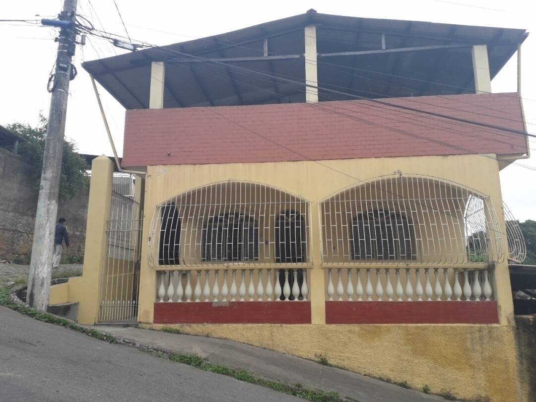#102 - Casa para Venda em Timóteo - MG