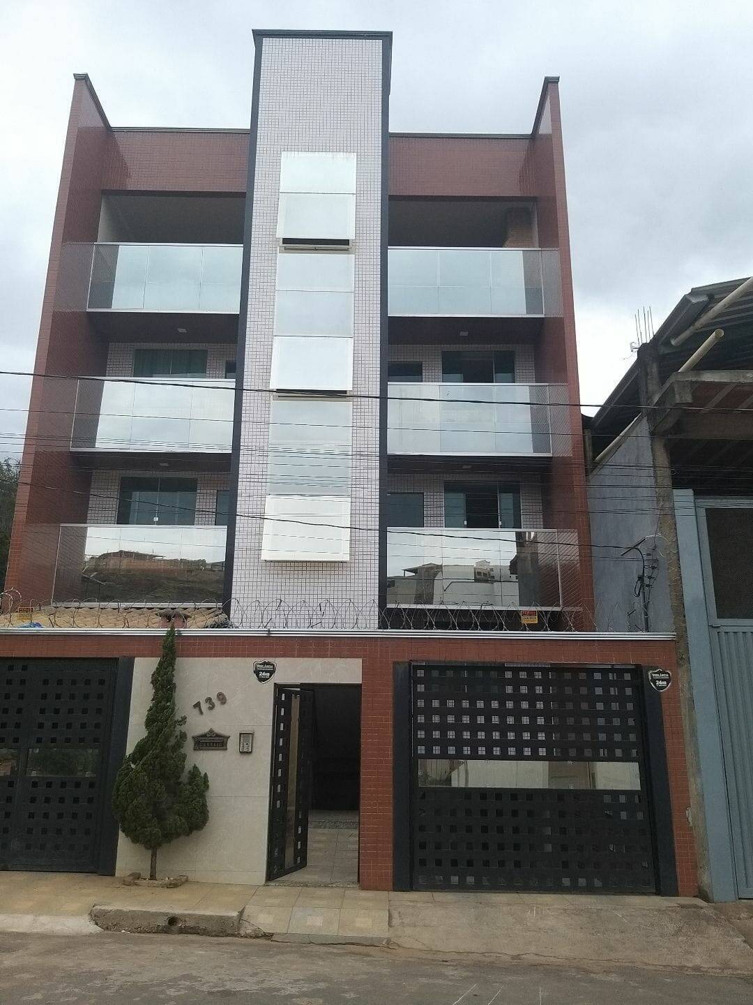 #359 - Apartamento para Venda em Santana do Paraíso - MG