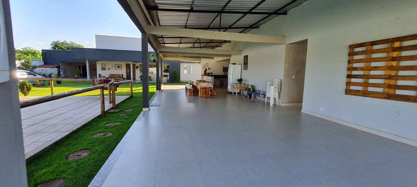 #728 - Casa para Venda em Caratinga - MG