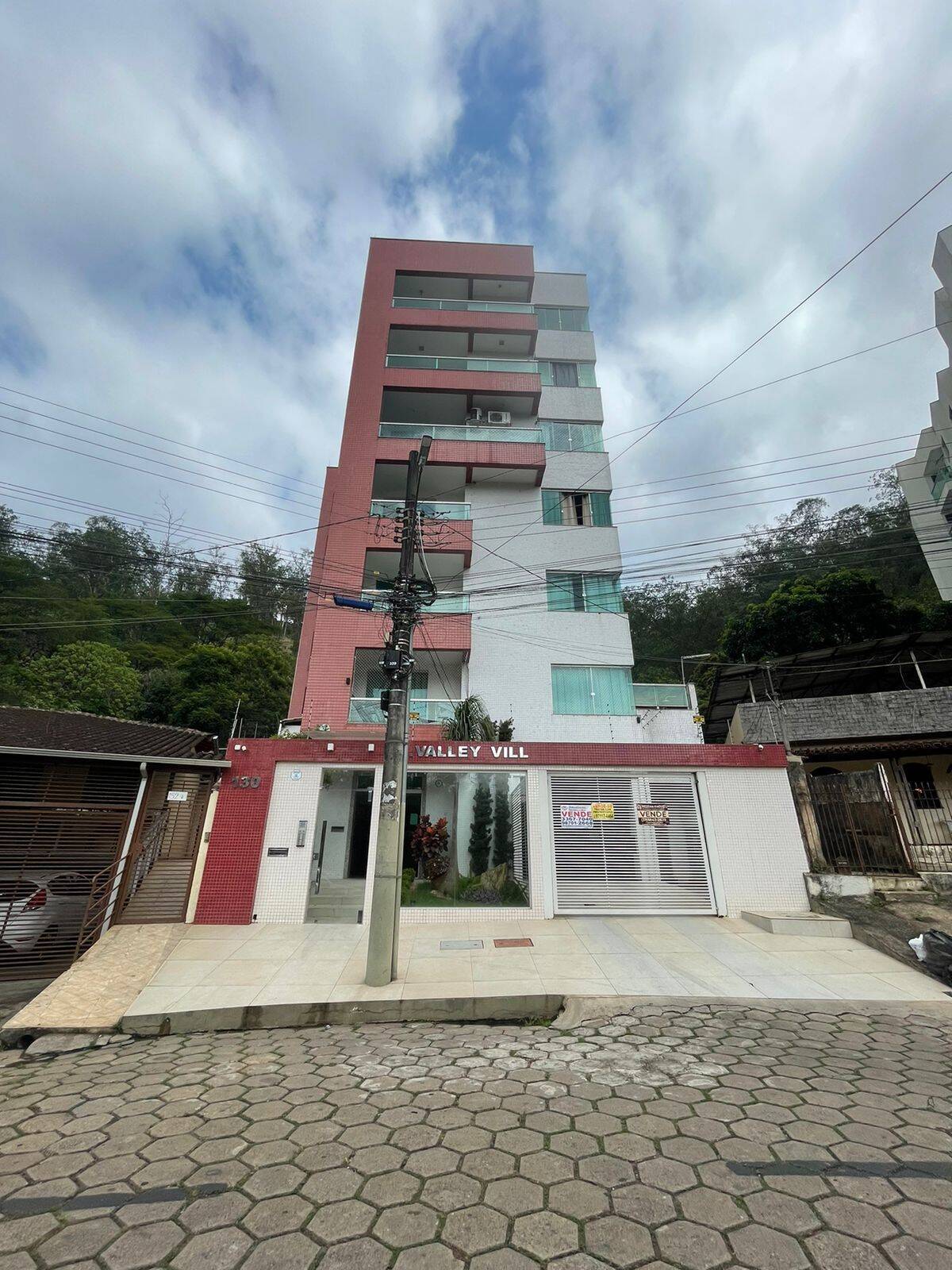 #741 - Apartamento para Venda em Timóteo - MG