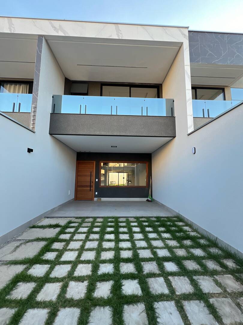 #724 - Casa para Venda em Ipatinga - MG