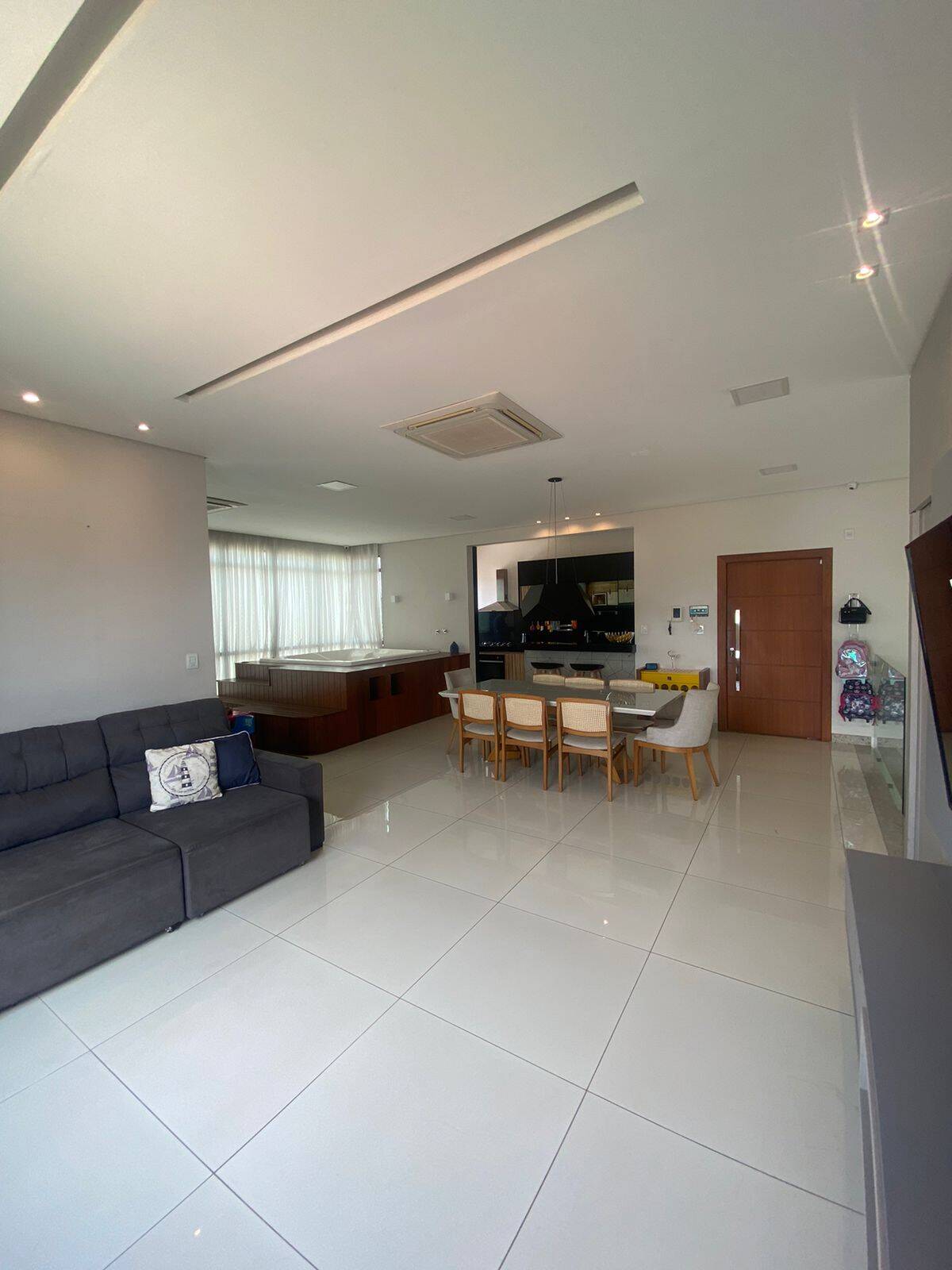 #976 - Cobertura para Venda em Ipatinga - MG