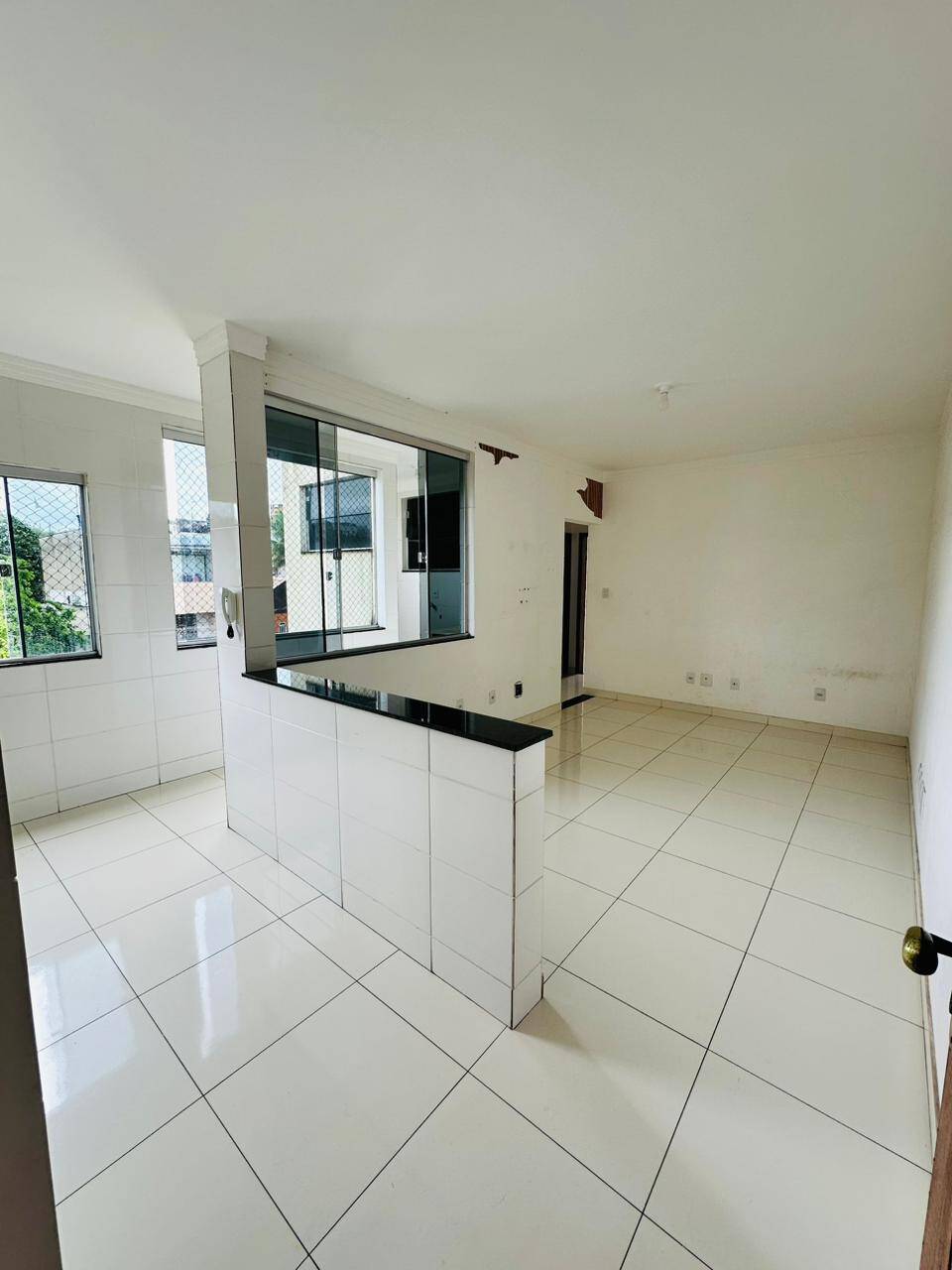 #1001 - Apartamento para Venda em Santana do Paraíso - MG