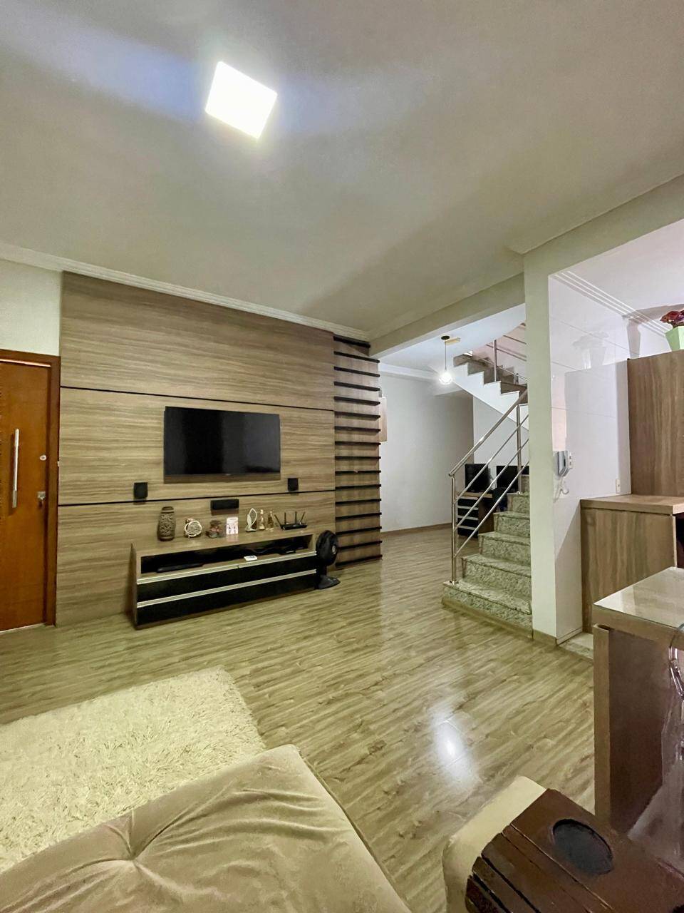 #1123 - Cobertura para Venda em Santana do Paraíso - MG