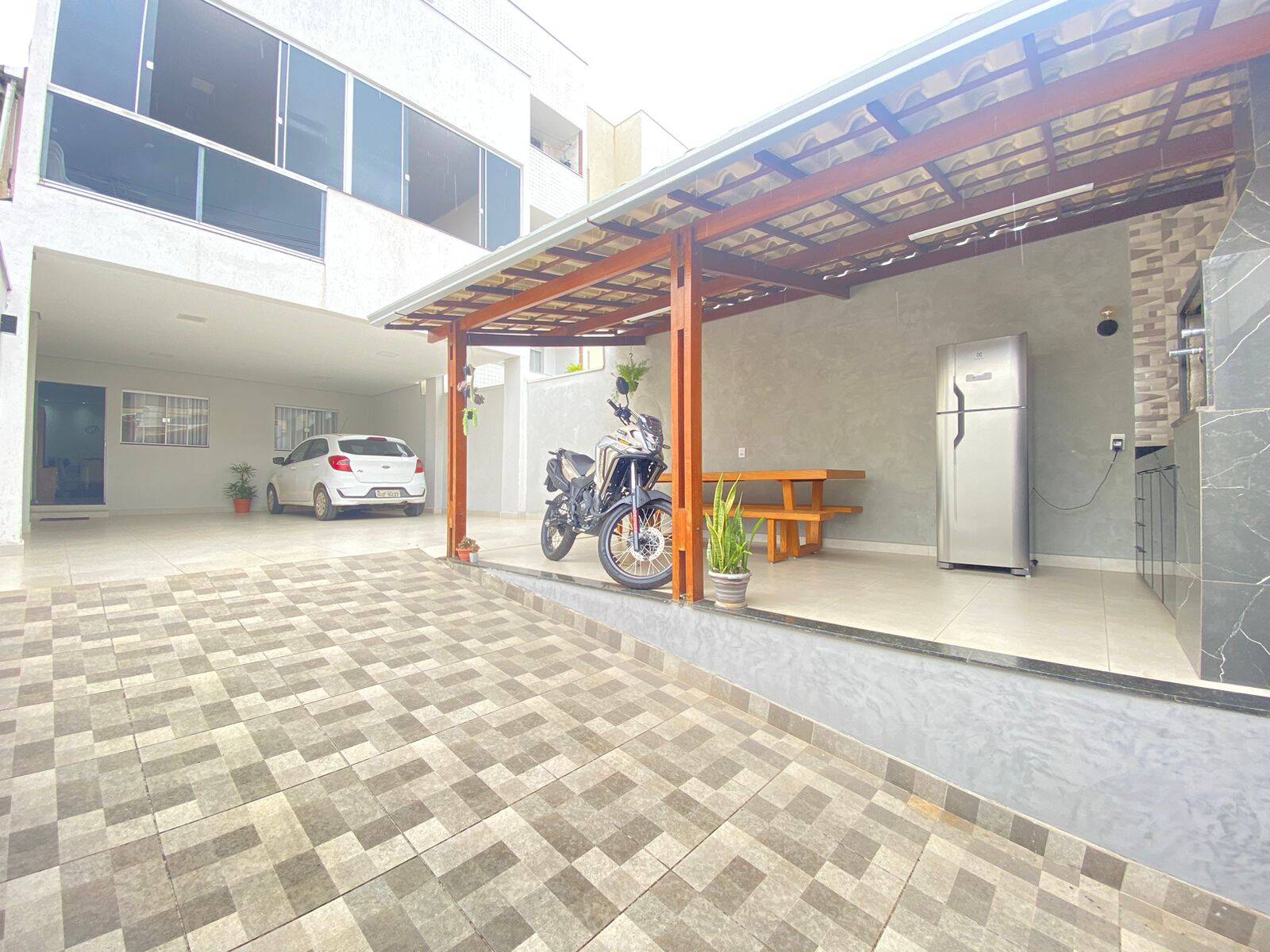 #1138 - Casa para Venda em Santana do Paraíso - MG