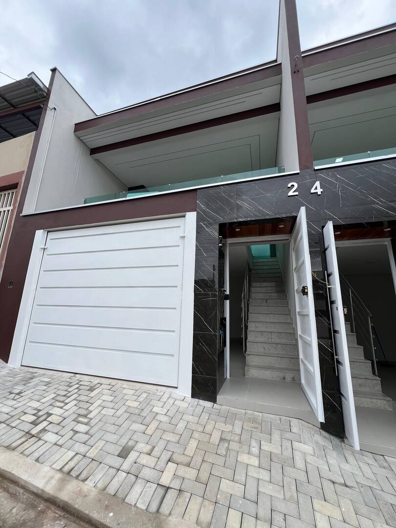 #1155 - Casa para Venda em Santana do Paraíso - MG