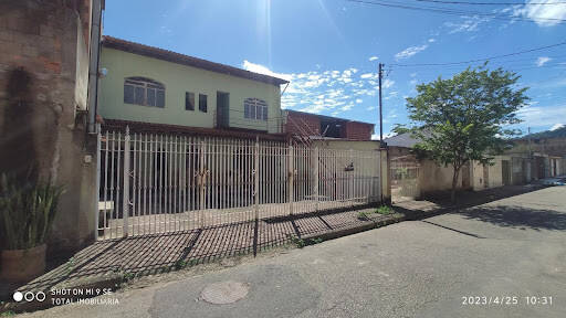 #1224 - Casa para Venda em Coronel Fabriciano - MG