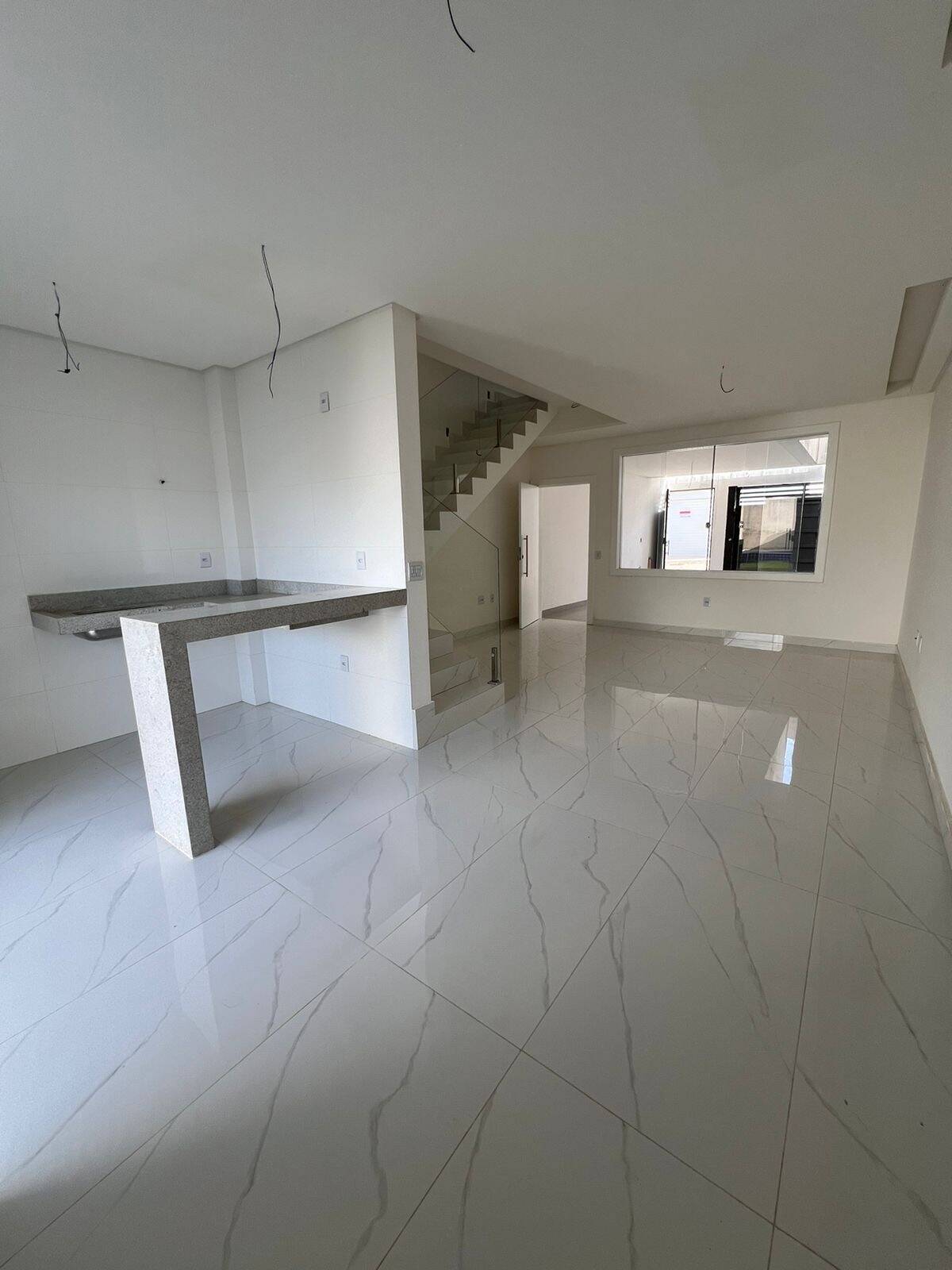 #1302 - Casa para Venda em Santana do Paraíso - MG