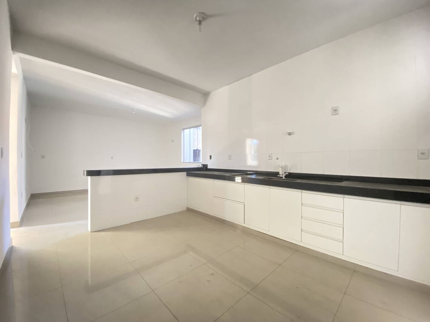 #1320 - Apartamento para Venda em Santana do Paraíso - MG