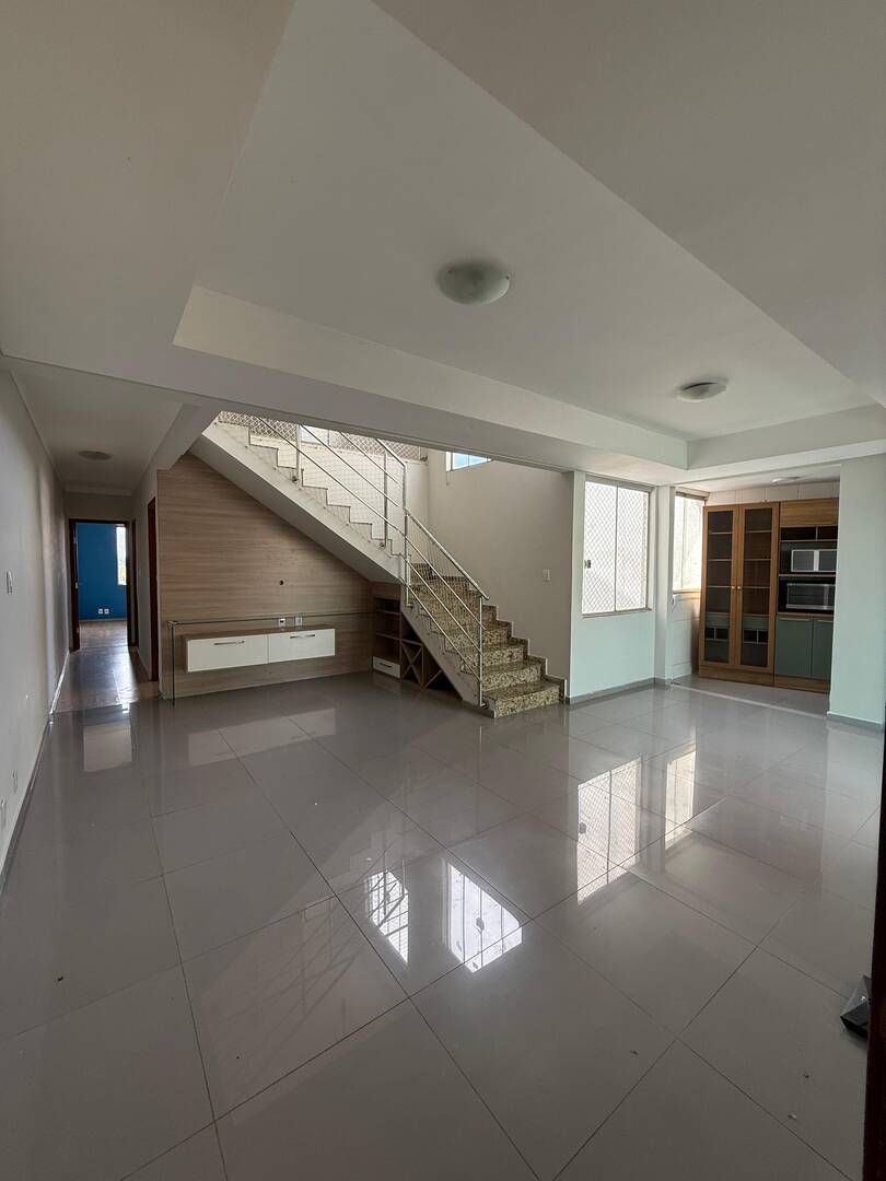 #1493 - Cobertura para Venda em Santana do Paraíso - MG