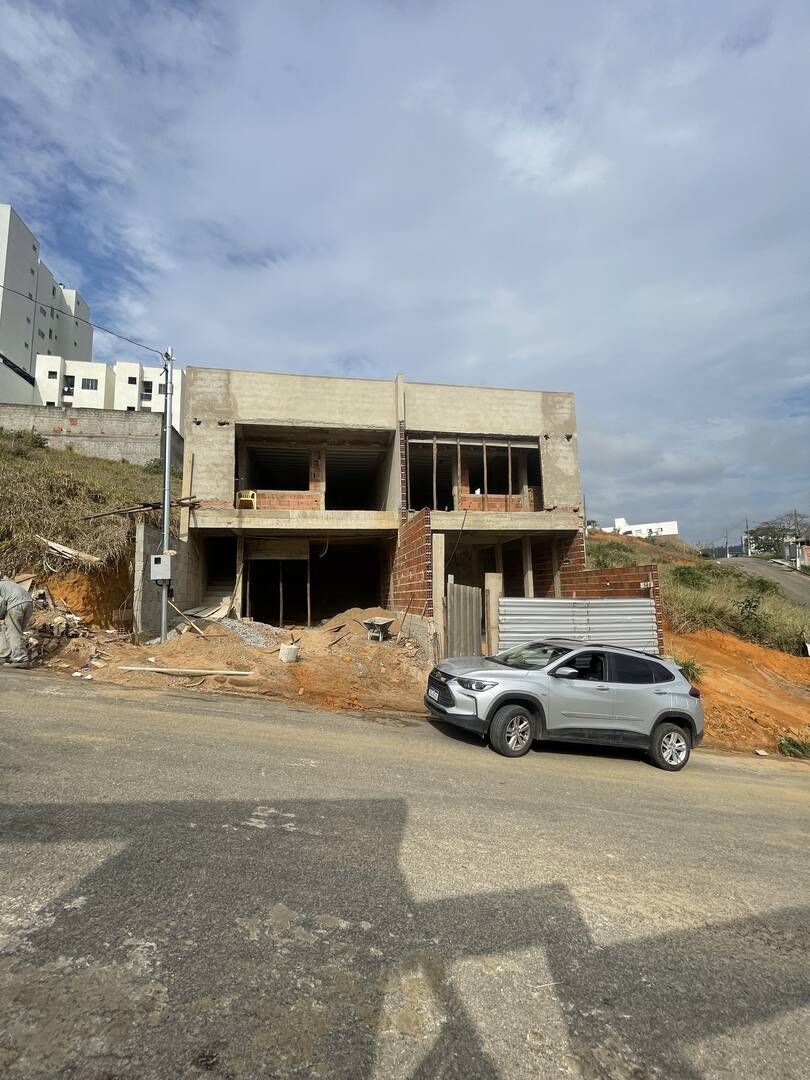 #1516 - Casa para Venda em Timóteo - MG