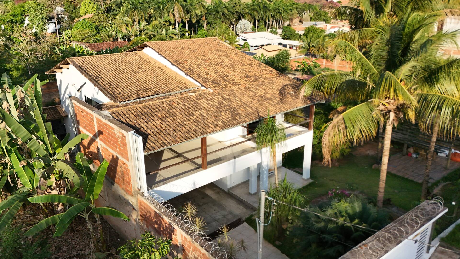 #1546 - Chácara para Venda em Santana do Paraíso - MG