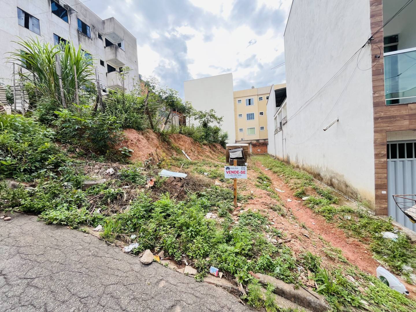 #1619 - Terreno para Venda em Santana do Paraíso - MG