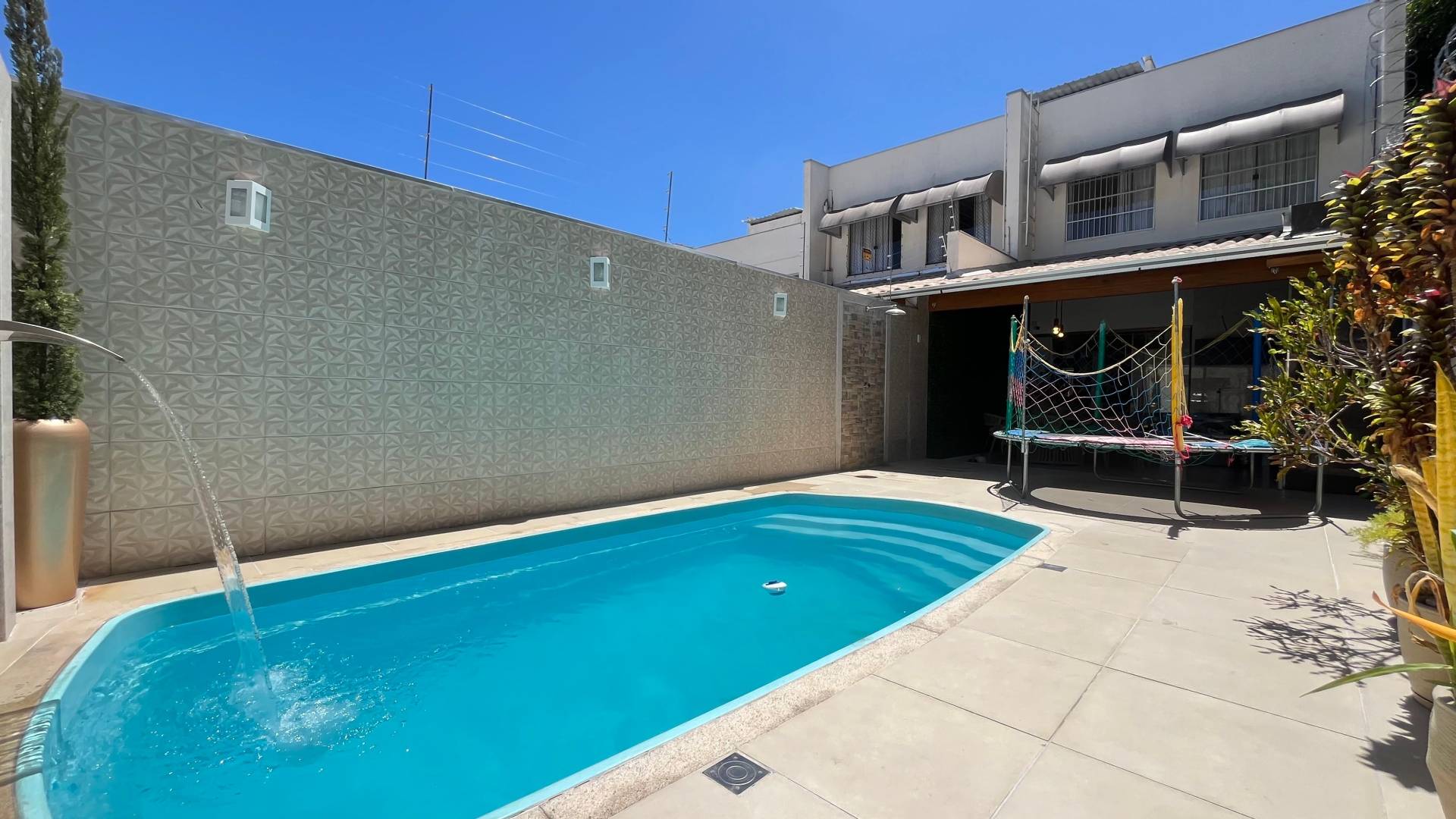 #1631 - Casa para Venda em Santana do Paraíso - MG