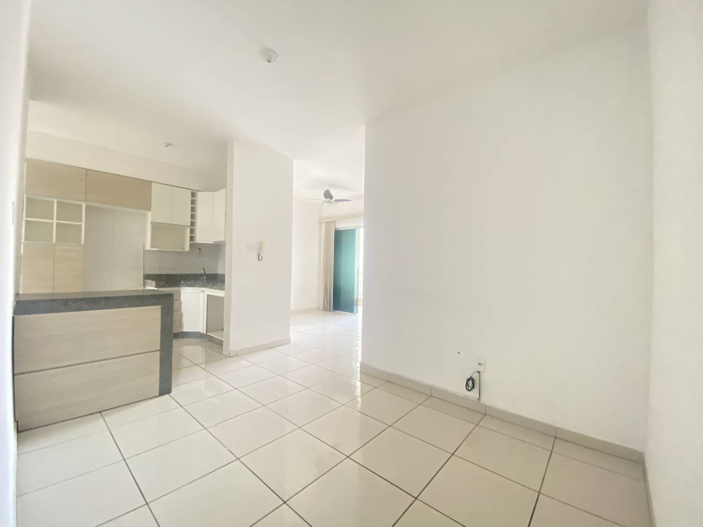 #1628 - Apartamento para Venda em Santana do Paraíso - MG