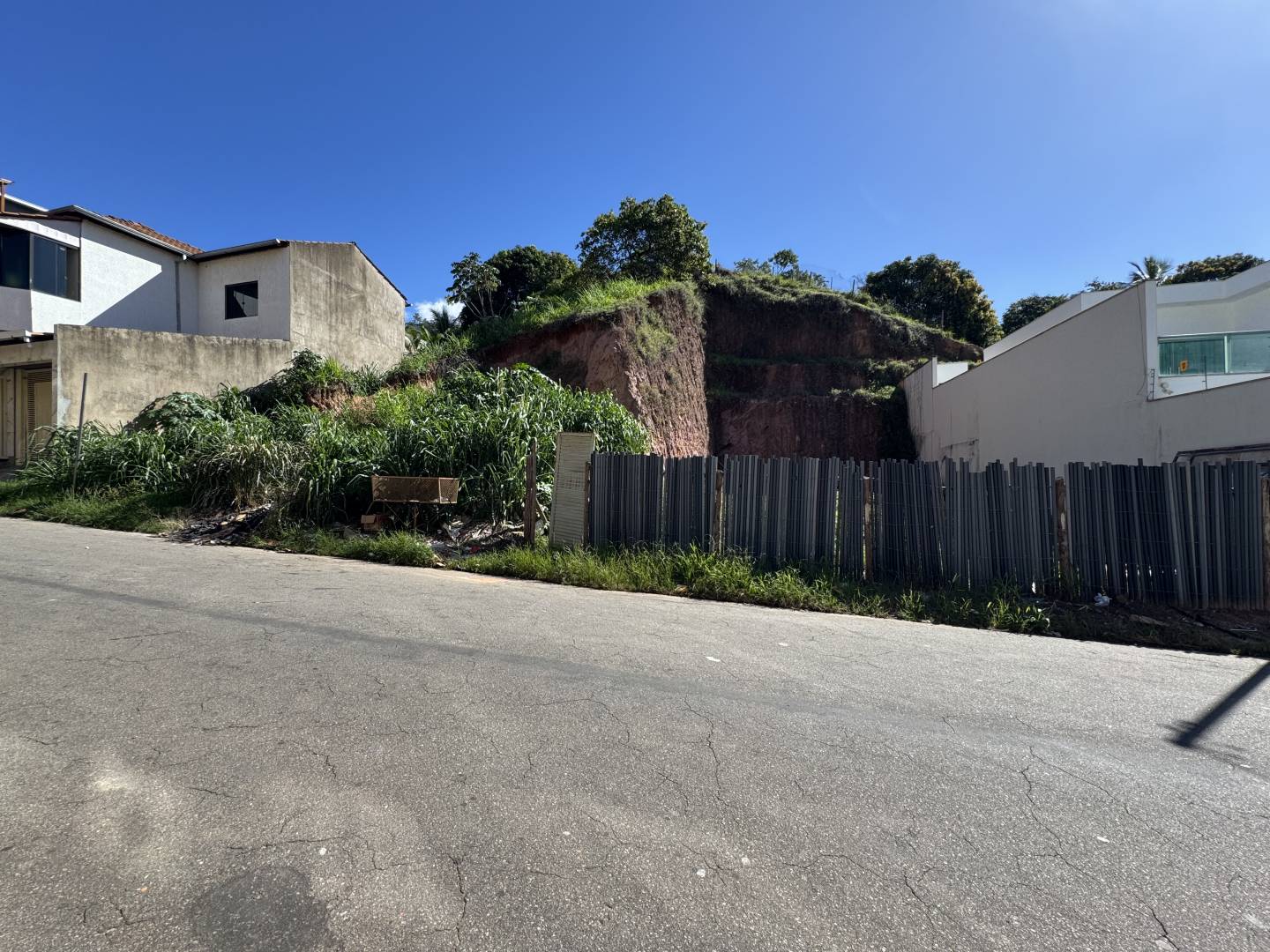 #1683 - Terreno para Venda em Santana do Paraíso - MG