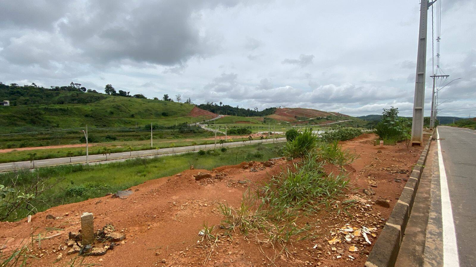 #1701 - Terreno para Venda em Santana do Paraíso - MG