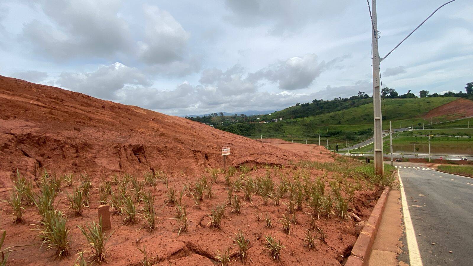 #1702 - Área para Venda em Santana do Paraíso - MG