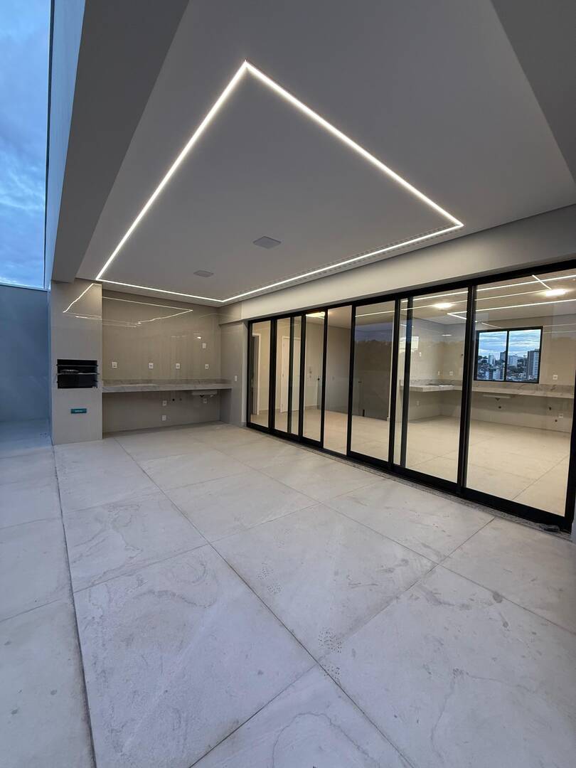 #611 - Apartamento para Venda em Ipatinga - MG