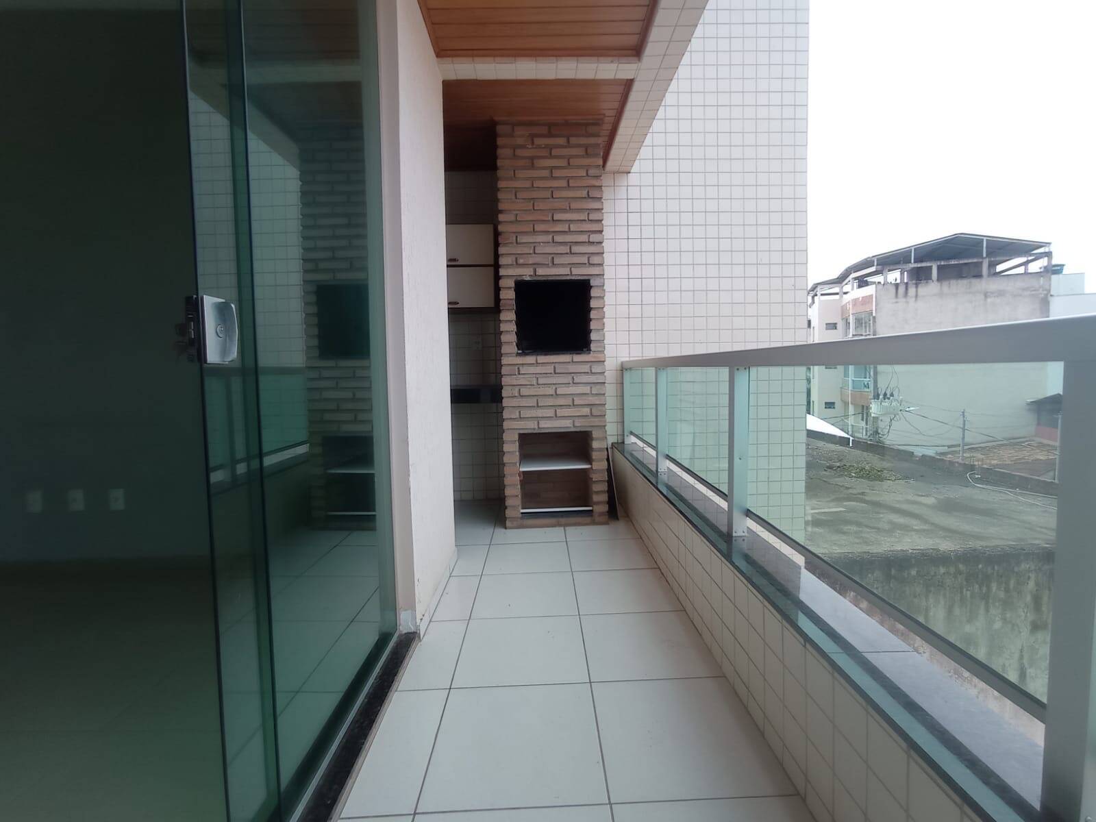 #1745 - Apartamento para Venda em Santana do Paraíso - MG