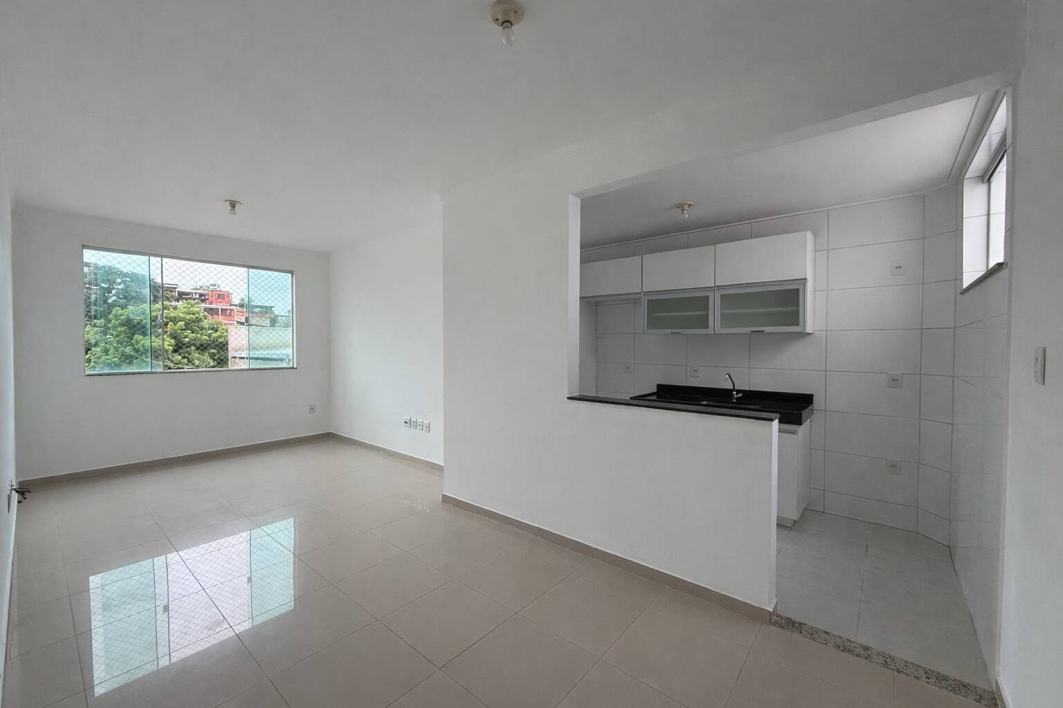 #1792 - Apartamento para Venda em Santana do Paraíso - MG