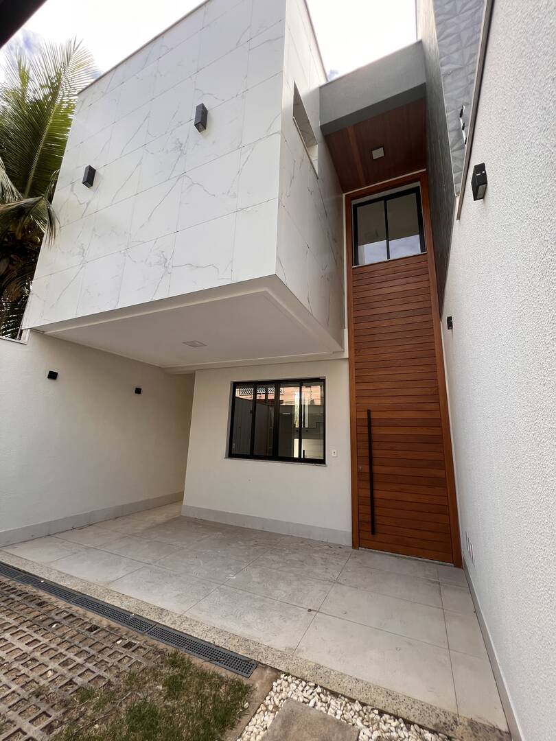 #1888 - Casa para Venda em Ipatinga - MG