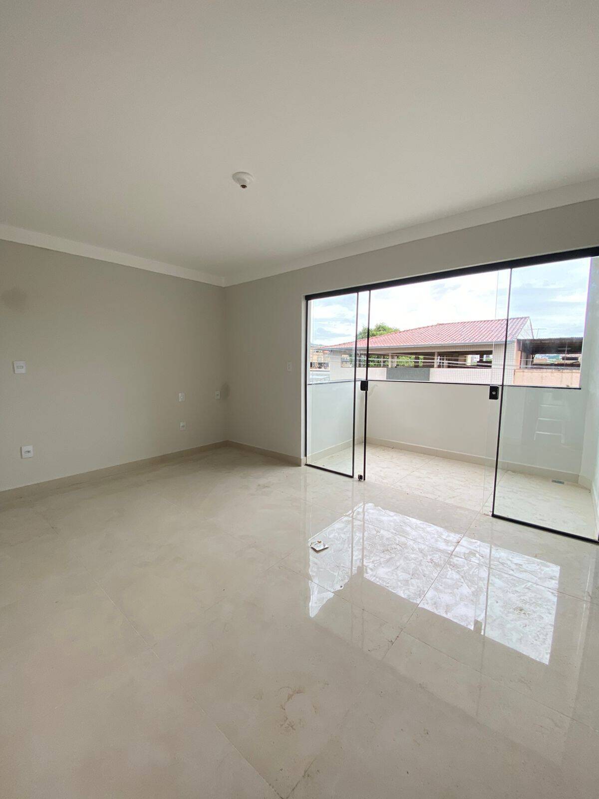#1164 - Apartamento para Venda em Ipatinga - MG