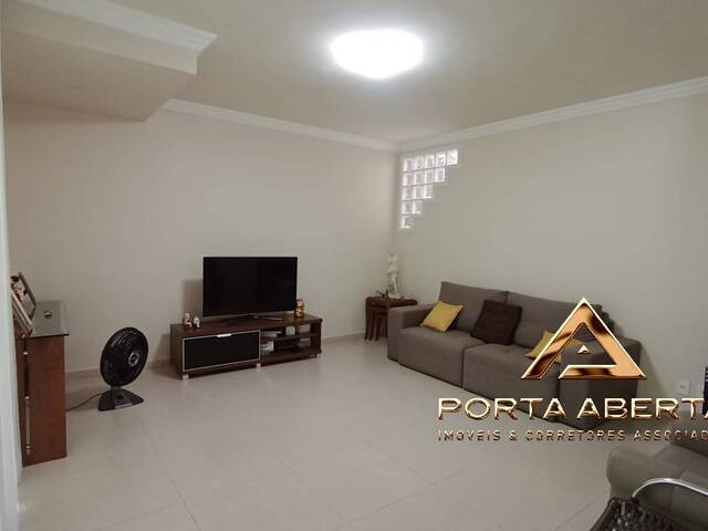 Casa para Venda em Ipatinga - 5