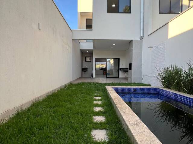 Casa para Venda em Ipatinga - 2