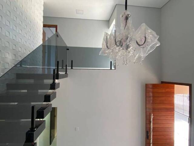 #953 - Casa para Venda em Ipatinga - MG