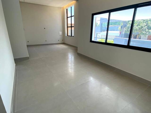 #965 - Casa para Venda em Ipatinga - MG