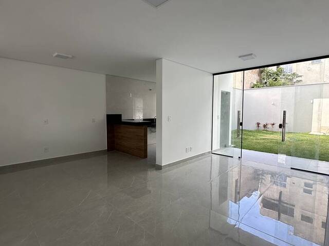 Casa para Venda em Ipatinga - 2
