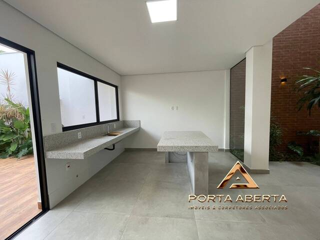 Casa para Venda em Coronel Fabriciano - 5