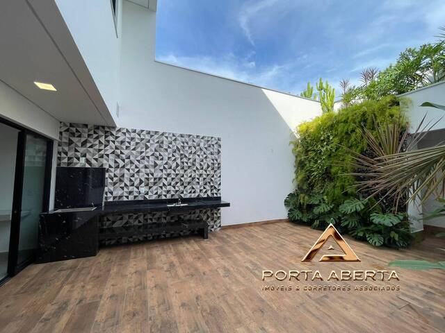 Casa para Venda em Coronel Fabriciano - 2