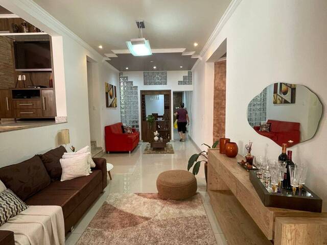 #1385 - Casa para Locação em Ipatinga - MG - 2