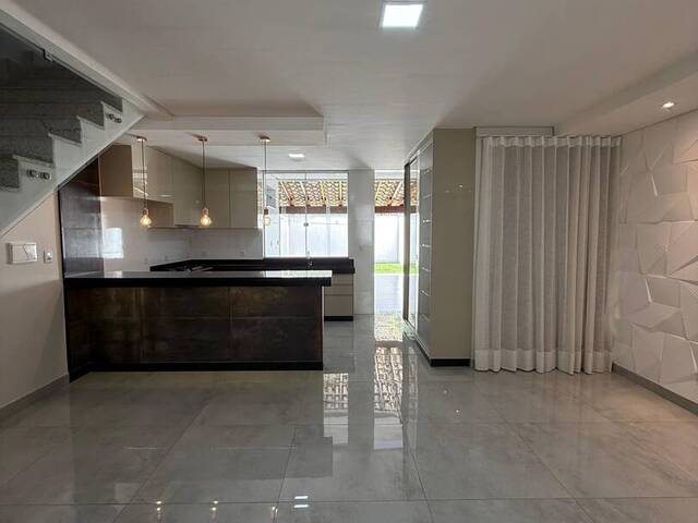 Casa para Venda em Santana do Paraíso - 5