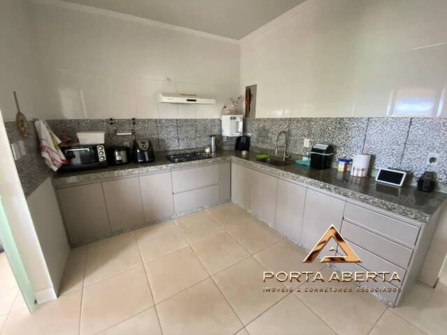 Casa para Venda em Ipatinga - 3
