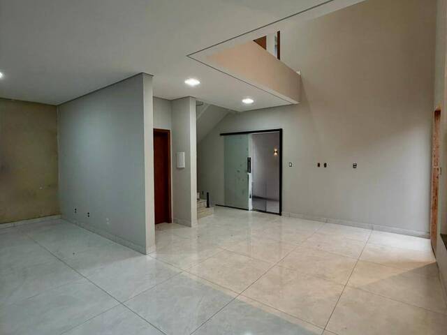 Casa para Venda em Santana do Paraíso - 5