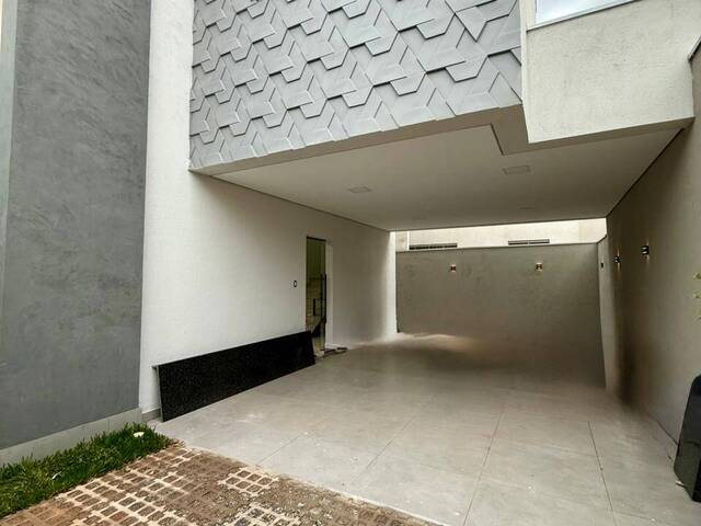 Casa para Venda em Santana do Paraíso - 2