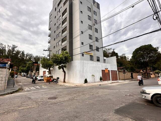 #1556 - Apartamento para Venda em Ipatinga - MG - 1