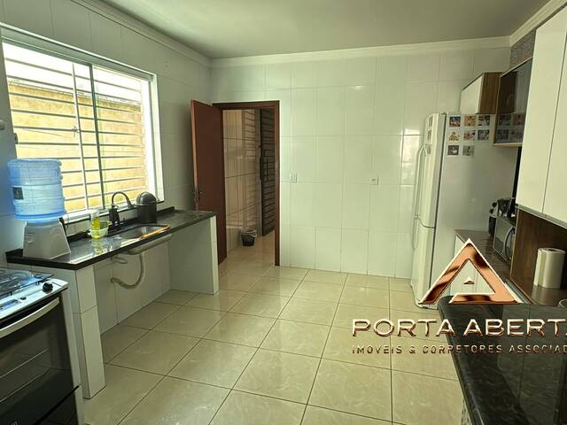 Casa para Venda em Santana do Paraíso - 5