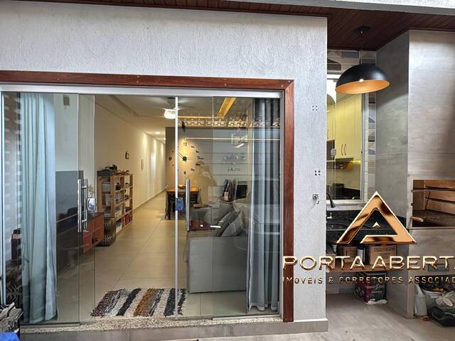 #1575 - Casa para Venda em Santana do Paraíso - MG - 1