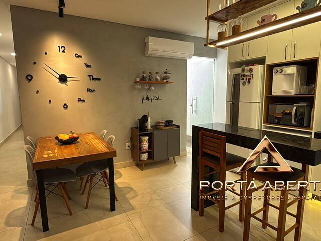 #1575 - Casa para Venda em Santana do Paraíso - MG - 2