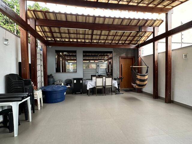 #1585 - Casa para Venda em Santana do Paraíso - MG - 2