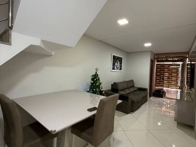 Casa para Venda em Santana do Paraíso - 4