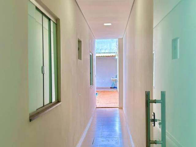 #1645 - Casa para Venda em Caratinga - MG - 2