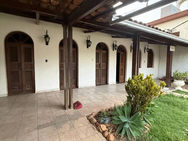 #1648 - Casa para Venda em Coronel Fabriciano - MG - 1