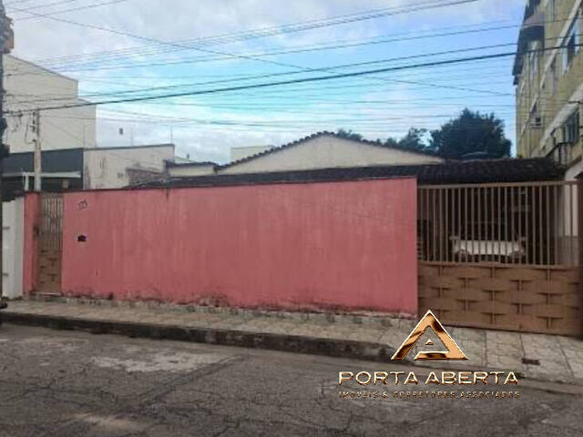 #1743 - Casa para Venda em Ipatinga - MG - 2
