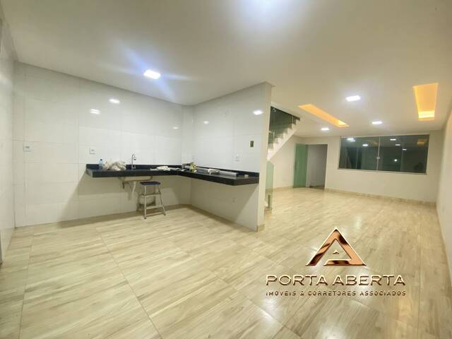 Casa para Venda em Santana do Paraíso - 5