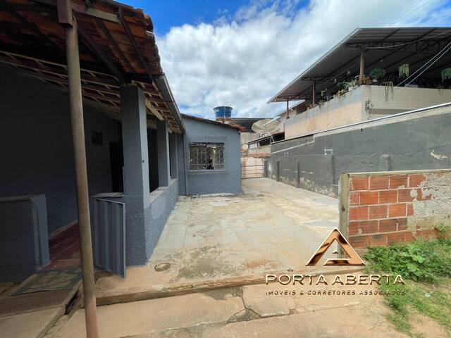Casa para Venda em Coronel Fabriciano - 4